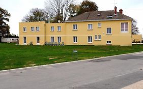 Logis - Hotel & Restaurant Le Grand Terre